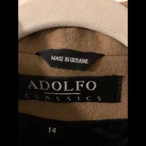 PURE NEW WOOL 100% WOOL OVERCOAT ADOLFO CLASSICS SIZE 14. DETAILS IN PHOTOS.